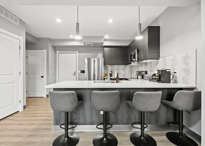 Modern Luxury In Near Downtown & Osu